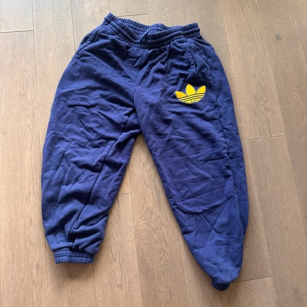 Adidas originals cuffed sweatpants joggers athletic pants​​​​ - Picture 4 of 4